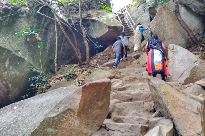 Edakkal Caves, Photos, Steps, Distance @ Entry Fee